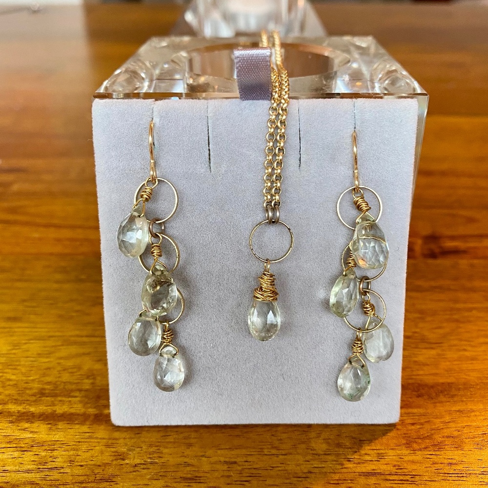Aqua Earring and Necklace Set